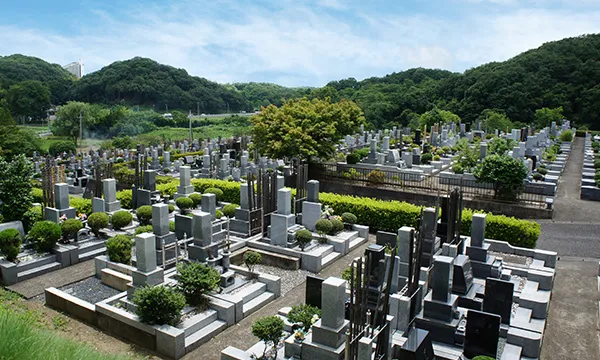 自然が豊かな霊園