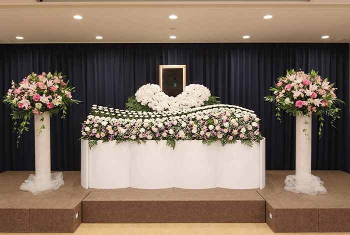 ニチリョクのお葬式 名古屋 80プラン生花祭壇