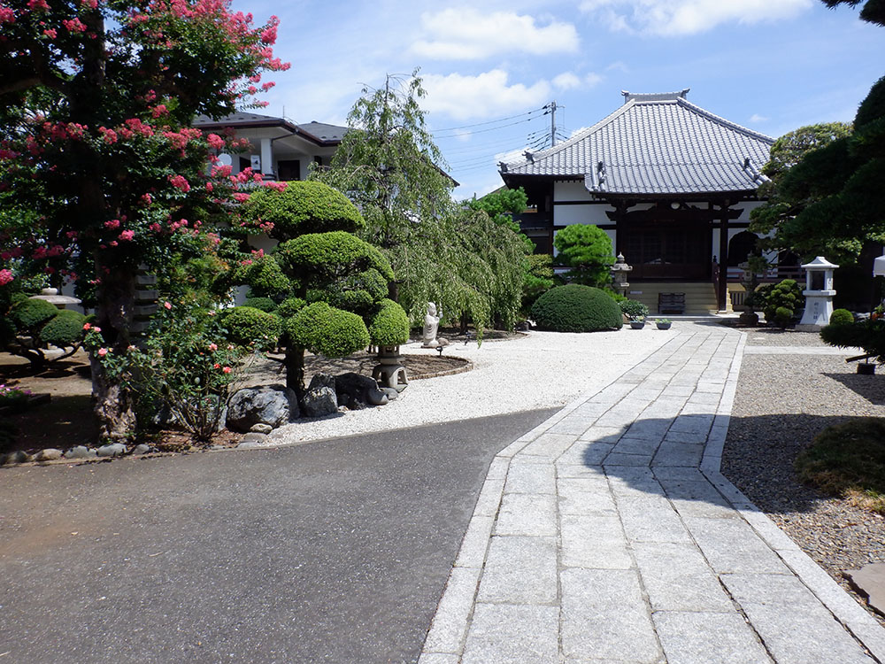 朝霞東霊園_経営主体の宝蔵寺